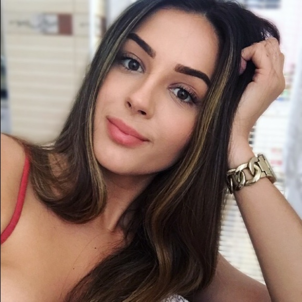 Meet your Posher, Melisa